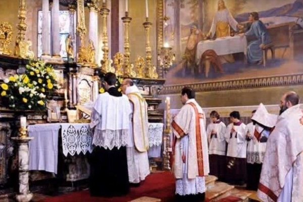 Nové motu proprio mění pravidla pro předkoncilní liturgii Nové motu proprio mění pravidla pro předkoncilní liturgii